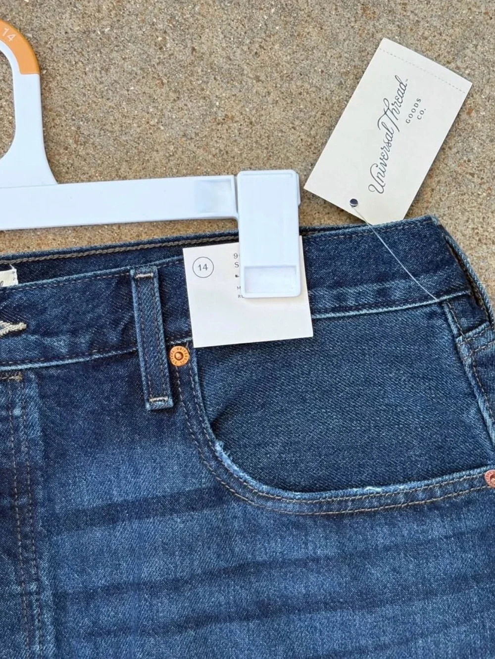 Universal Thread Dark Blue Denim Shorts - Picture 2 of 7